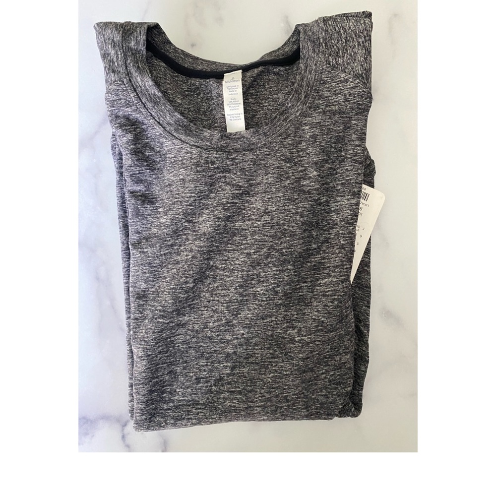 Lululemon Extra Mile Long Sleeve * reflective 8